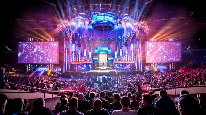 62b9dfc2470ac-ilustrasi-esports_665_374.jpg