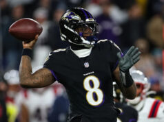 Relatório: Lamar Jackson deve treinar na quarta-feira