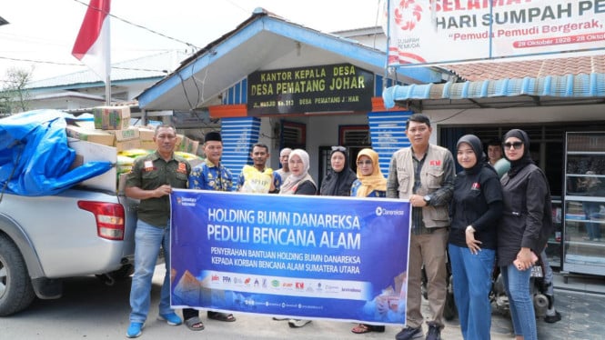 693f813102702-danareksa-bantu-korban-bencana-sumatera_665_374.jpeg