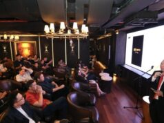 Colaborando com parceiros, aqui está a estratégia da RRFX para fortalecer um ecossistema comercial mais sólido