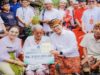 Moradores de Badung Bali com mais de 75 anos recebem um ‘presente’ de IDR 3 milhões