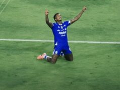 Os 2 gols de Ramon Tanque levam Persib Bandung ao Sink Bhayangkara FC