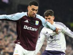 Morgan Rogers enlouquece, Aston Villa vence o Manchester United por 2 a 1