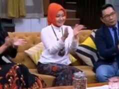 O momento em que Aura Kasih estava no mesmo quadro que Ridwan Kamil e Atalia em um programa de TV estava sob os holofotes