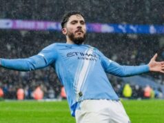 Golpe do Manchester City chega ao topo da classificação do Arsenal depois de derrotar o Nottingham Forest, Rayan Cherki se torna um herói do Boxing Day