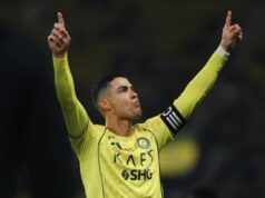 Dois gols contra o gol do Al Okhdood, Cristiano Ronaldo se aproxima do recorde de 1.000 gols