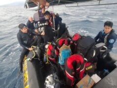 Equipe SAR mergulha até 27 metros, busca por treinador do Valencia termina em zero