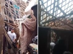 A casa de Diding Boneng desabou após ser atingida pela chuva, aparentemente tinha quase 100 anos