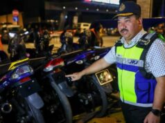 Se usar matrículas estranhas, multa de multa equivale ao preço de uma moto nova