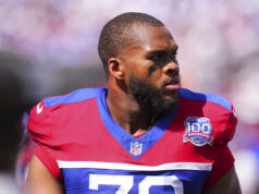 Notícias sobre lesões do NY Giants: Evan Neal foi afastado dos gramados após um dia com problemas nas costas