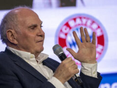Uli Hoeneß gosta da coletiva de imprensa do técnico do Bayern de Munique, Vincent Kompany