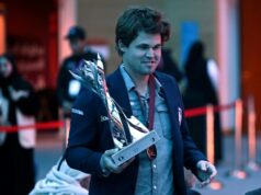 Magnus Carlsen da Noruega conquistou o 20º título mundial de xadrez