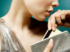 Passamos décadas subsidiando nossa ‘pobre’ amiga… então ela comprou uma segunda casa e um Range Rover de £ 75 mil!