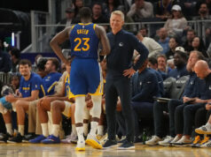 Steve Kerr, do Warriors, pede desculpas pela briga no banco com Draymond Green