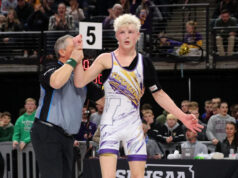 Quinze meninos e meninas da área disputam honras da pré-temporada no wrestling