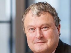 O chefe da mobilidade vê o pagamento subir para £ 924.000 graças ao bônus de £ 300.000 após raiva sobre o esquema que oferece acesso a Mercedes e BMWs de luxo