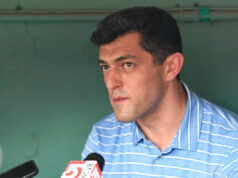 Os Cardinals querem um morcego destro no Natal, mas e debaixo da árvore?