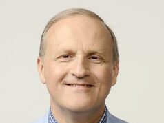 Porque é que o Chanceler não ataca as pensões do sector público em vez de perseguir sempre os trabalhadores do sector privado? STEVE WEBB responde