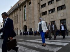 Projeto de lei da Argélia busca criminalizar o domínio colonial francês: O que saber | Notícias de política