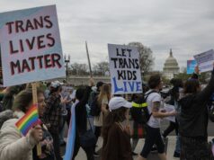 A horrível obsessão da administração Trump com a genitália infantil continua