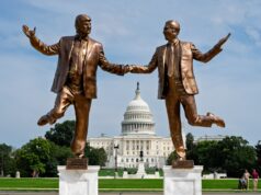 Mais de um milhão de documentos relacionados a Epstein descobertos; lançamento atrasado | Notícias de Donald Trump