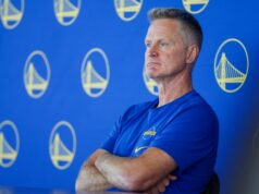 Steve Kerr, dos Warriors, pede novas leis sobre armas