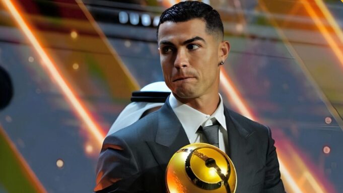 Cristiano-Ronaldo-after-receiving-the-2025-Middle-East-Player-Of-The-Year-award-2025-12-ffe3b06a107542e41a4765ee5e93ca5d-16x9.jpg