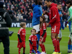 Filhos de Diego Jota atuam como mascotes em Anfield enquanto Liverpool e Wolves homenageiam estrela atrasada | Notícias de futebol