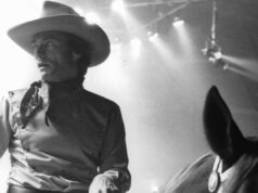 Lembra quando Clint Eastwood e Merle Haggard lideraram as paradas country com seu dueto ocidental