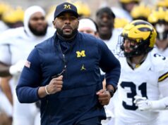 Jogadores de Michigan se sentem ‘traídos’ por Sharon Moore, diz técnico interino