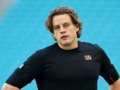 Bengals QB Joe Barro deu aos atacantes fósseis autênticos no Natal