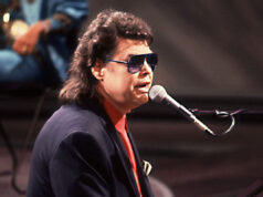 Neste dia de 1989, Ronnie Millsap estava em primeiro lugar com seu 40º e último hit em primeiro lugar – uma música que inicialmente levantou uma bandeira vermelha para um compositor.