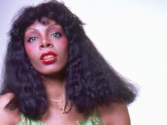 Donna “Queen of Disco” Summer foi postumamente incluída no Songwriters Hall of Fame