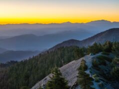 Três alpinistas encontrados mortos no Monte Baldy depois que os esforços de resgate falharam em meio ao mau tempo, dizem as autoridades