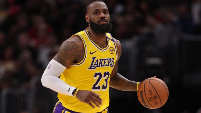 LeBron-James-is-reportedly-set-to-stay-with-the-Lakers-2025-07-044c23305f0099502737d41a7903026d-16x9.jpg