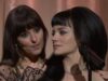 Lily Allen traz Dakota Johnson para o SNL como Madeleine
