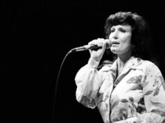 Neste dia de 1970, Loretta Lynn liderou as paradas com um sucesso autobiográfico que gerou um filme vencedor do Oscar.