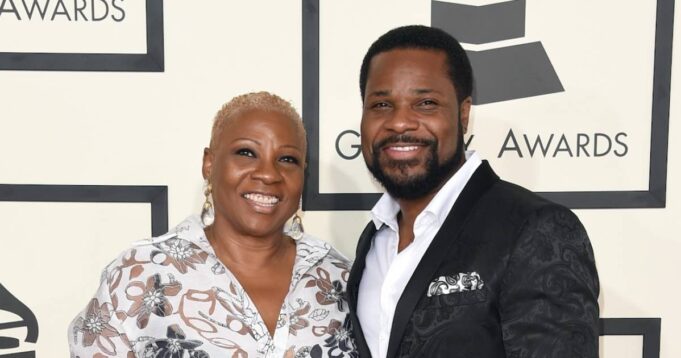 Malcolm-Jamal-Warner-Mom-Feature-Issue-52.jpg