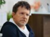 Michael J. Fox volta a atuar na 3ª temporada de Shrink: Assistir