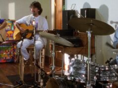 Assista ao novo minidocumentário sobre a música de reunião dos Beatles em 1990, “Free as a Bird”, com imagens de estúdio nunca antes vistas dos companheiros de banda sobreviventes