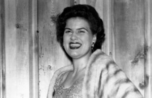 Neste dia de 1963, uma das mulheres mais influentes da música country morreu em um trágico acidente de avião.