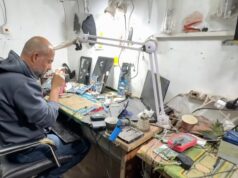 Trabalhadores de tecnologia de Gaza codificam a partir de escombros enquanto a guerra de Israel destrói a vida digital | Notícias do conflito Israel-Palestina