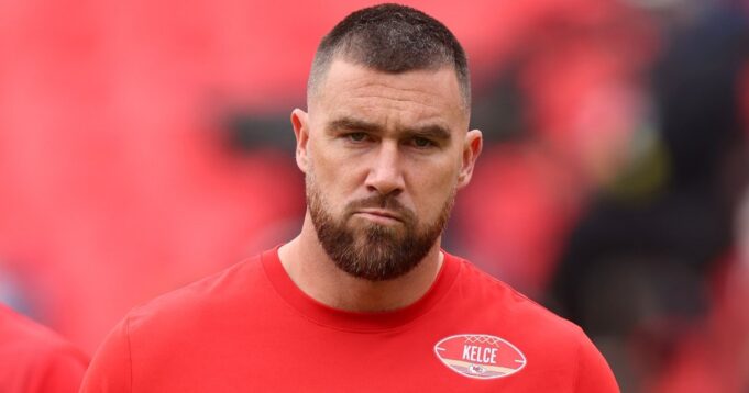 Travis-Kelce-Addresses-Not-Speaking-to-the-Media-After-Chiefs-Were-Eliminated-From-Playoffs-GettyImages-2248080496.jpg