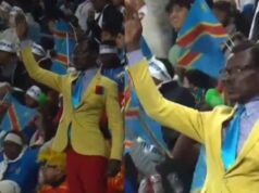 Congelar! Torcedor congolês encanta espectadores ao bater em ‘estátua’ durante vitória da RD Congo sobre Botsuana | Notícias de futebol