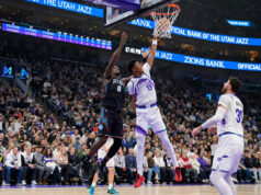 Ace Bailey deixou o jogo Jazz-Pistons com uma distensão no quadril