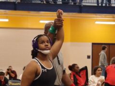 O pequeno calouro do Sul tem grandes planos para a seção de luta livre feminina