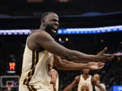 Draymond Green e Steve Kerr tiveram uma discussão acalorada enquanto o tempo se esgotava antes de Steve Kerr deixar a quadra