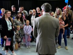 Casa Branca acusa África do Sul de assediar funcionários do governo dos EUA na última disputa | Notícias de Donald Trump