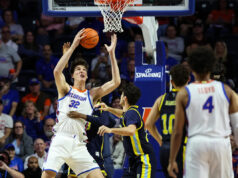 Olivier Rioux marca a primeira cesta colegial do basquete da Flórida