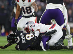 John Harbaugh fornece uma atualização sobre a lesão nas costas de Lamar Jackson